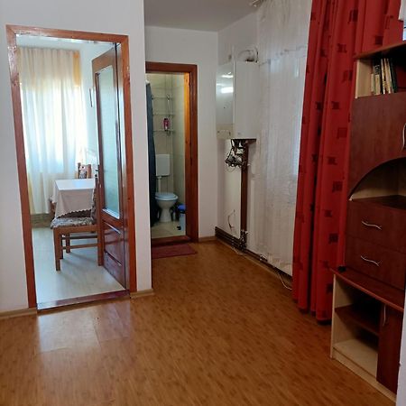 Apartament S&F Деж Екстериор снимка