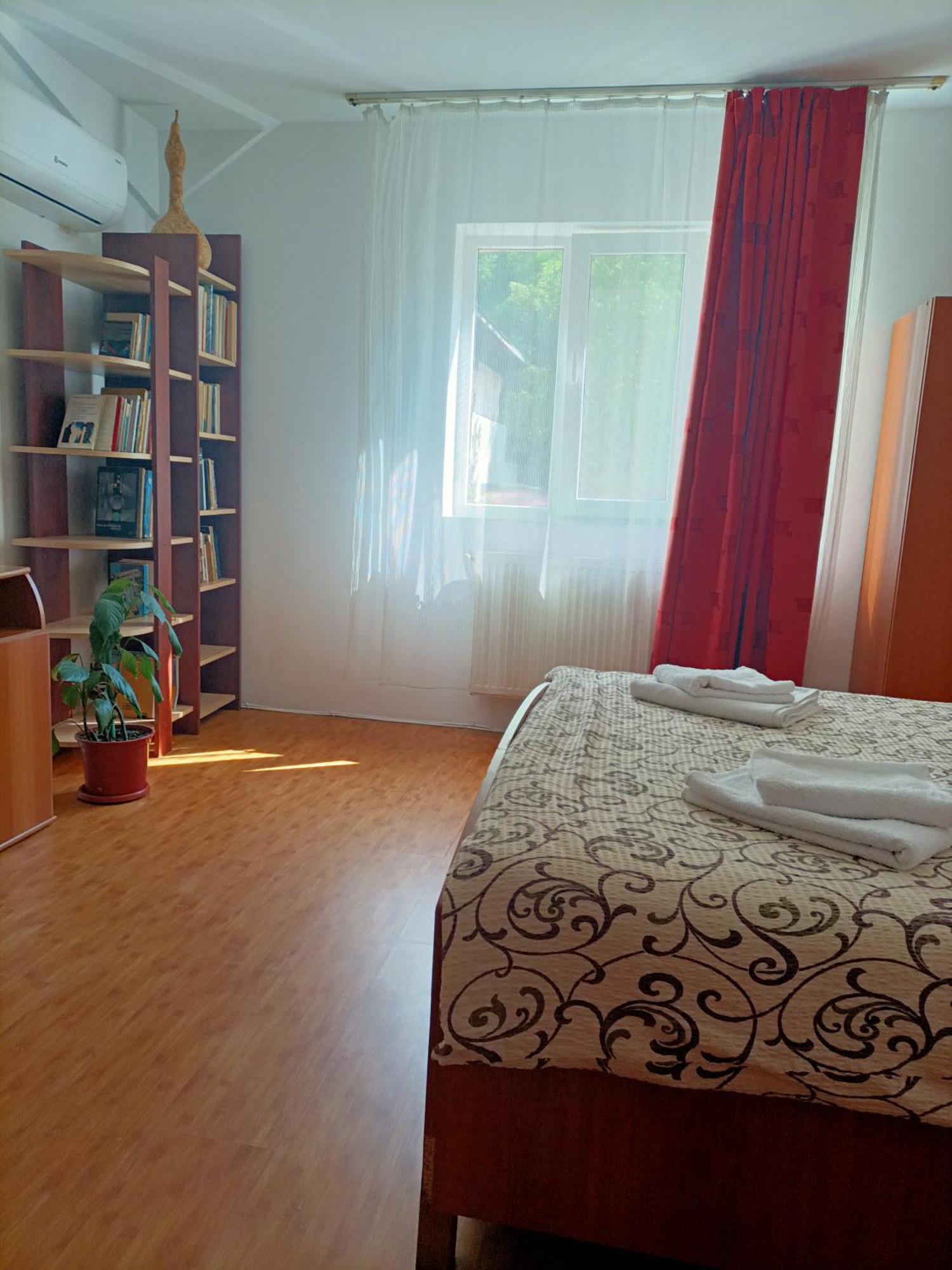 Apartament S&F Деж Екстериор снимка
